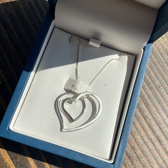 NEW Blue Nile Sterling Silver Heart Necklace - Picture 2 of 3